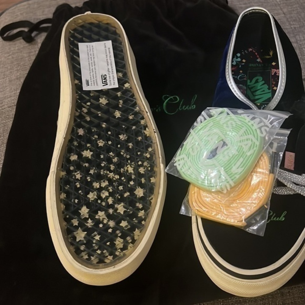 Vans Sinner’s Club Shoes - Picture 5 of 6